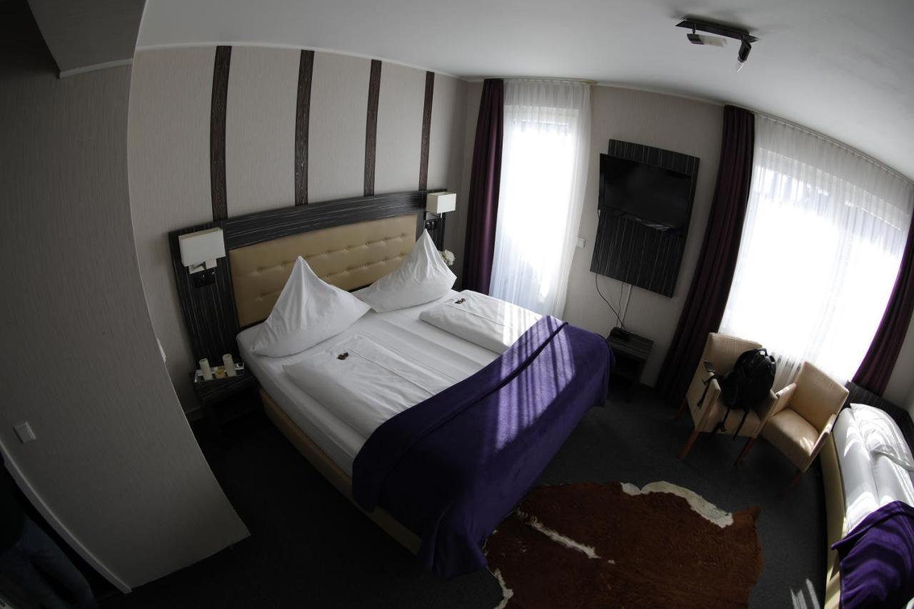 Famosa Hotel 3*