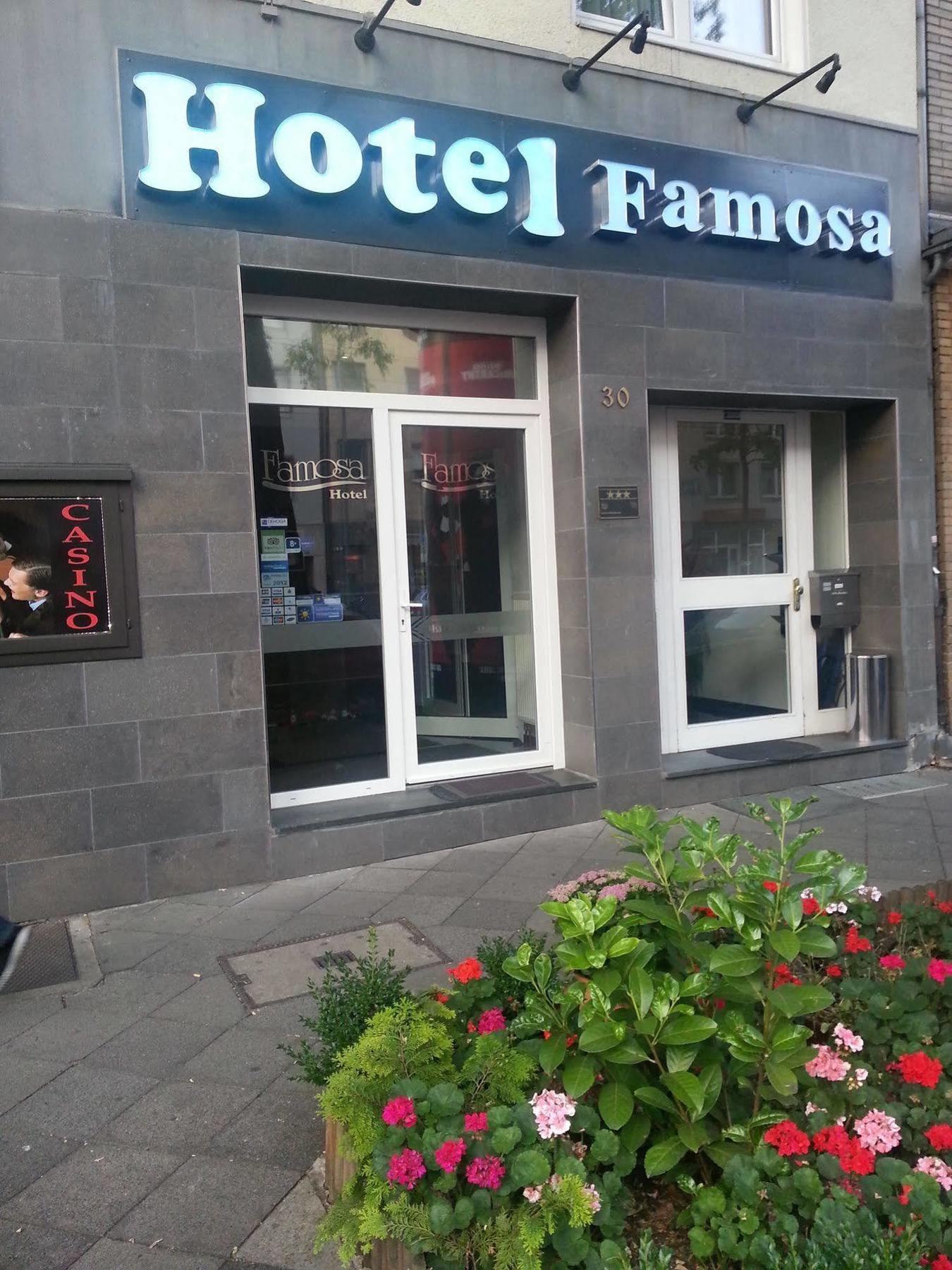 Famosa 3*