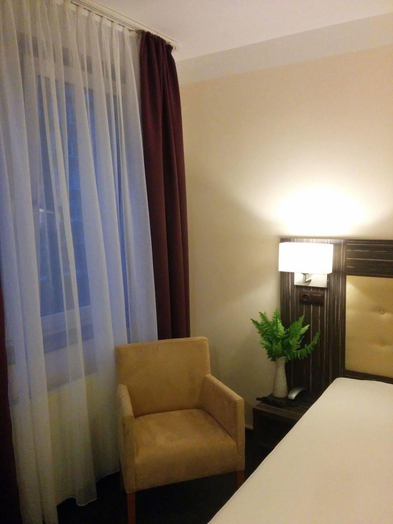 Hotel Famosa